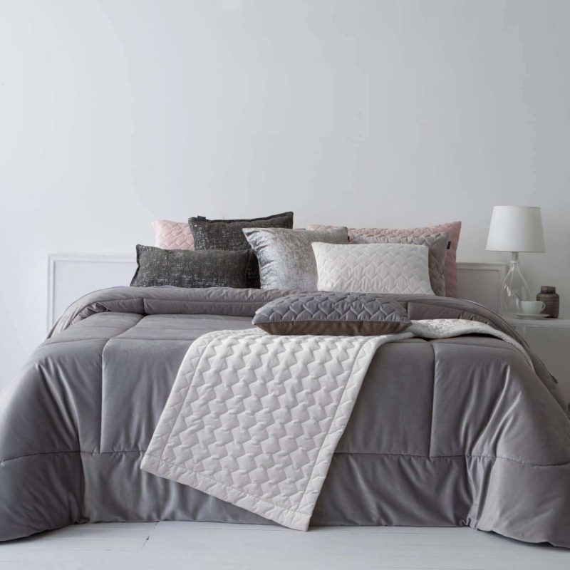 naroa-blanco-pie-de-cama